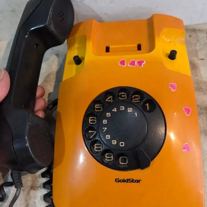 [BUNJANG] Goldstar (Geumseong) Yellow Dial Telephone / 근대사  / 금성사 금정노랑 다이알 전화기