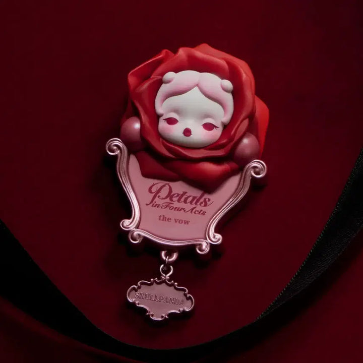 [BUNJANG] Pop Mart Skullpanda Theatrical Bloom Series 4 Magnet (The Vow) - New, Sealed / [정품/미개봉] 팝마트 스컬판다 꽃잎의 4막 시리즈 마그넷 (The Vo