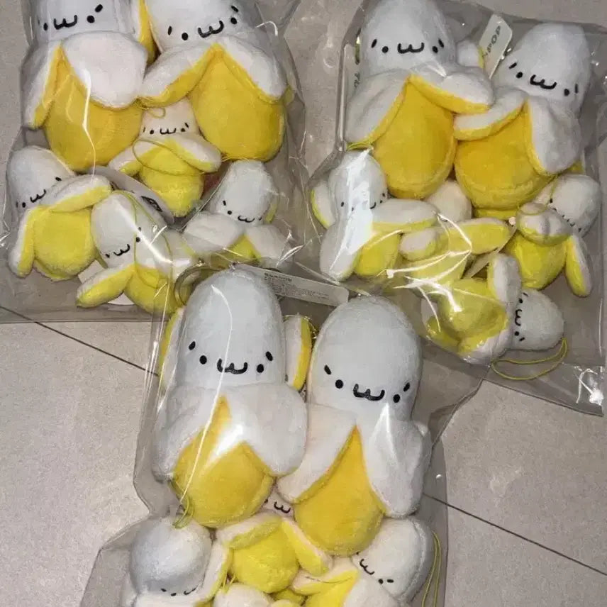 [BUNJANG] Banana Family Set Emoji Keychain / (6종세트) 바나나 일가족 세트 이모지 바나나 이모티콘 인형 키링