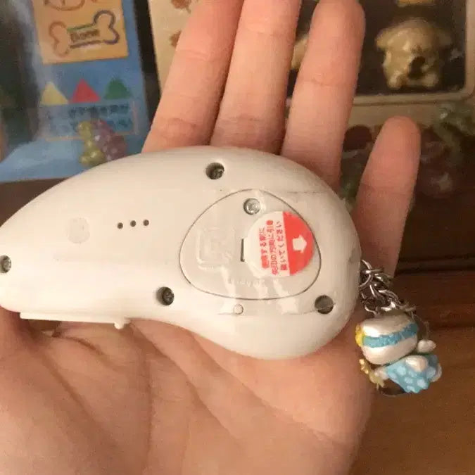 [BUNJANG] 1997 Japan Tamagotchi Angel Scop Kitty Keychain / 레어! 1997 일본 고전 엔젤스코프 천사 다마고치 키티 키링