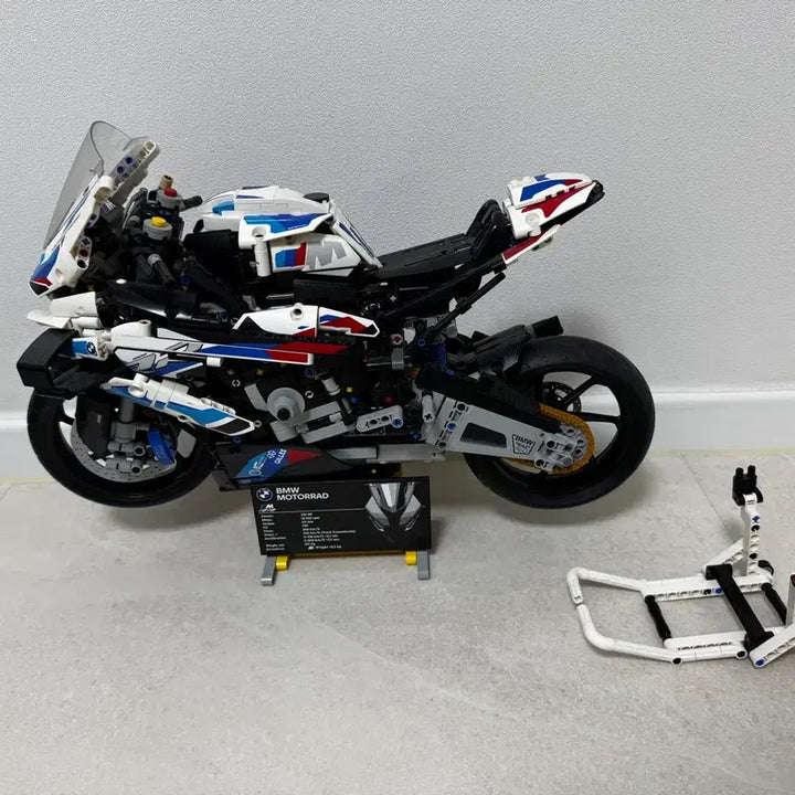 [BUNJANG] LEGO Technic BMW M 1000 RR 42130 / 레고 테크닉 BMW M 1000 RR 42130