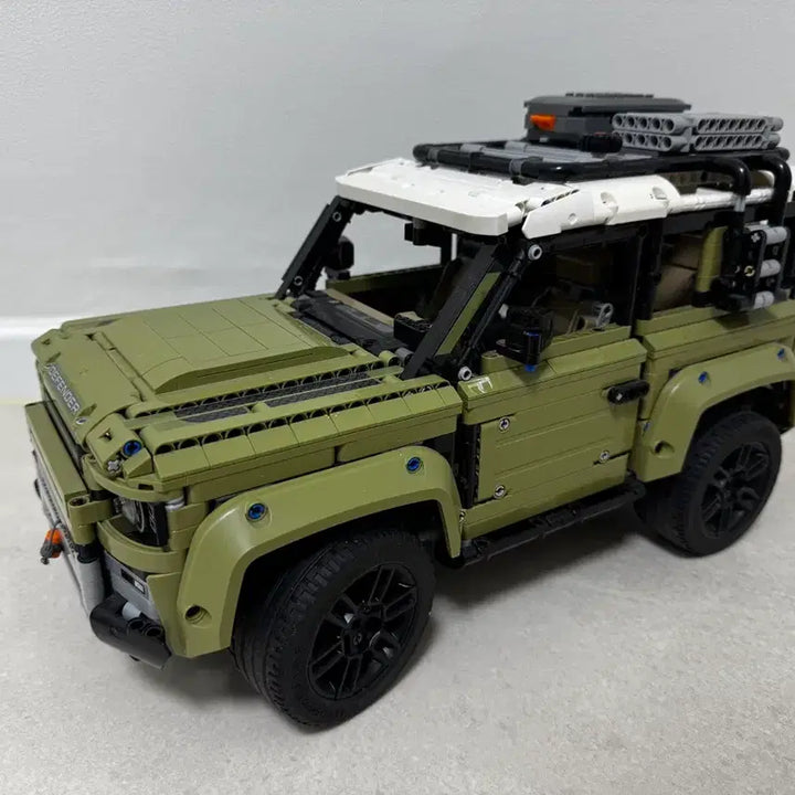 [BUNJANG] LEGO Technic 42110 Land Rover Defender / 레고 테크닉 랜드로버 디펜더 42110