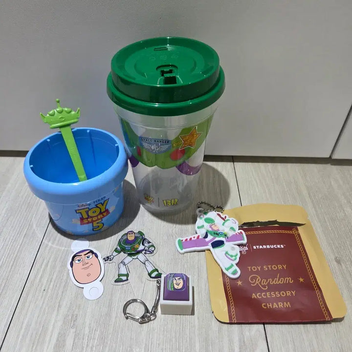 [BUNJANG] Toy Story Buzz Lightyear Reusable Cup Bundle / 토이스토리 버즈 키캡 리유저블컵 일괄