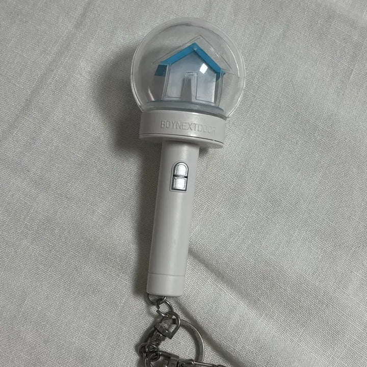 [BUNJANG] BOYNEXTDOOR Mini Wonder Stick Mini Lightstick Keyring / 보넥도 보이넥스트도어 미니원더스틱 미니응원봉 키링 공식x