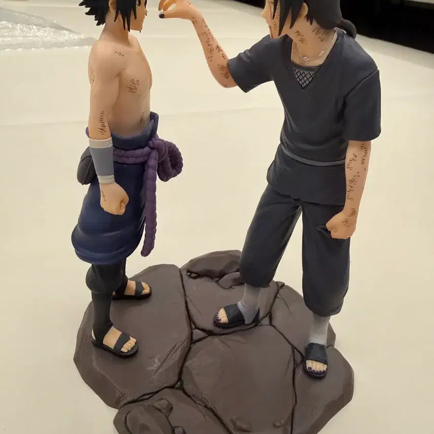 [BUNJANG] Ichiban Kuji Naruto Red Eyes Last One Itachi &amp; Sasuke Figure (Opened) / 제일복권 나루토 마음을비추는붉은눈동자 라스트원 이타치&amp;사스케 개봉 판매