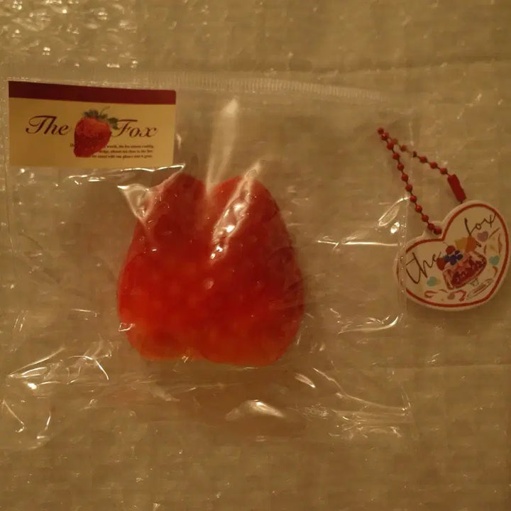 [BUNJANG] The Fox Strawberry Mallangi / The fox 더 폭스 딸기 수제 말랑이 샤오홍슈