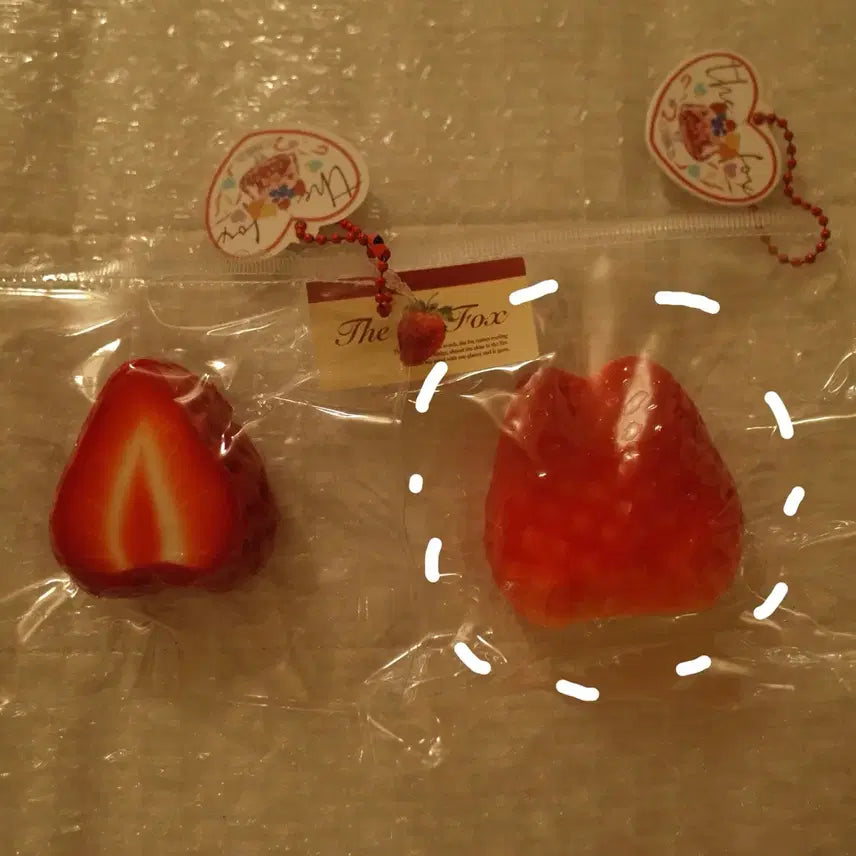[BUNJANG] The Fox Strawberry Mallangi / The fox 더 폭스 딸기 수제 말랑이 샤오홍슈