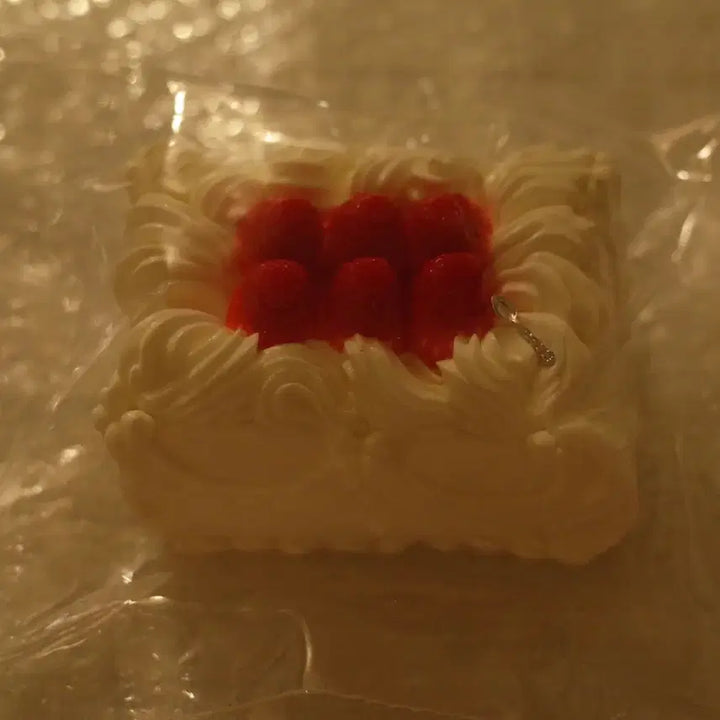 [BUNJANG] Daydream Strawberry Cake Squishy / Daydream 딸기케이크 말랑이