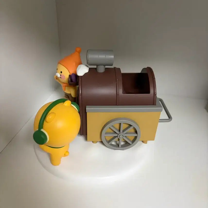 [BUNJANG] Kakao Friends Ryan &amp; Choonsik Sweet Potato Calendar Figurines / 카카오프렌즈 라이언,춘식이 고구마 달력 피규어