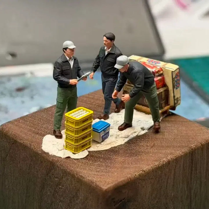 [BUNJANG] 1/64 Scale Unpainted Delivery Person Figure for Diorama / 1/64 피규어 닝겐 사람 택배 화물 토이 미도색 피규어 디오라마 핫휠