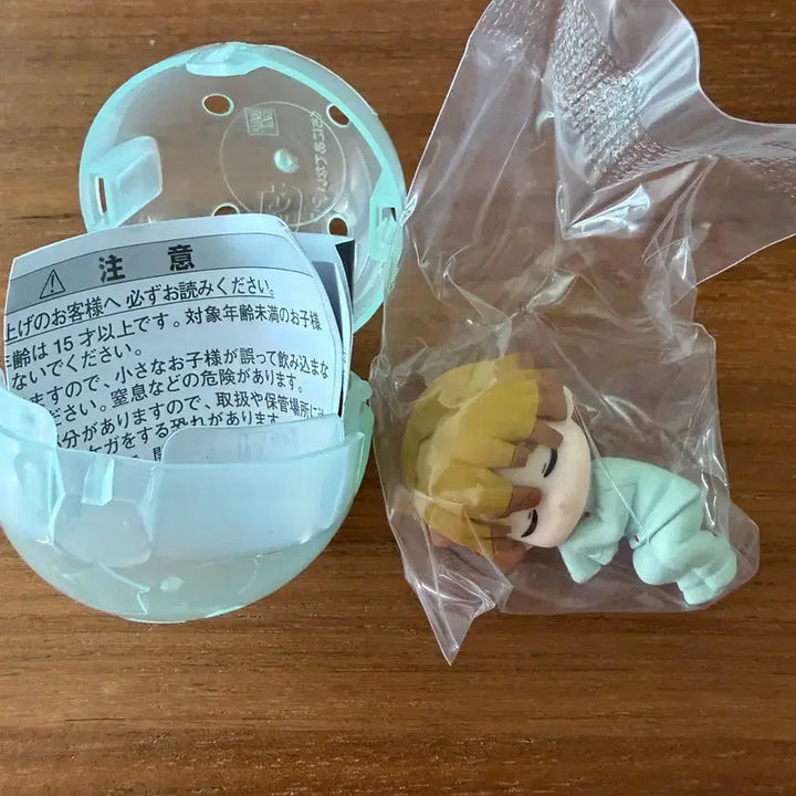 [BUNJANG] Demon Slayer: Kimetsu no Yaiba Zenitsu Nemurasetai Gacha Figure / 귀칼 네무라세타이 젠이츠