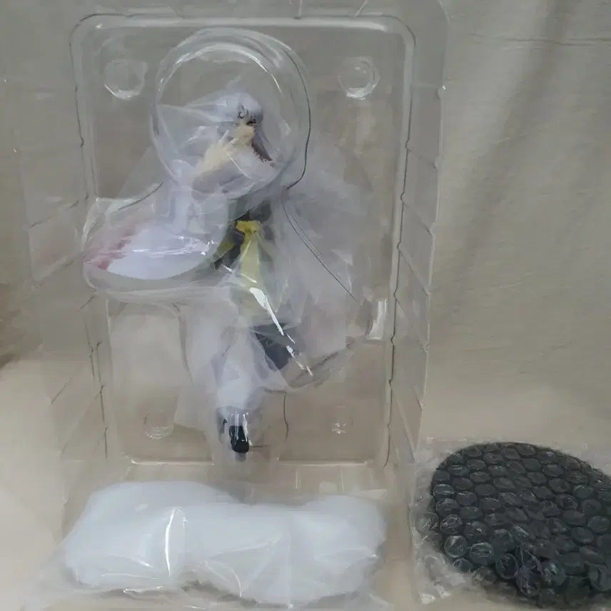 [BUNJANG] Trio-Try-iT Sesshomaru Figure (Opened) / 개봉 후류 Trio-Try-iT 셋쇼마루 피규어