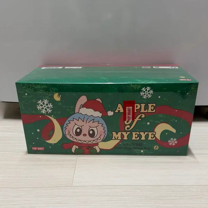[BUNJANG] Pop Mart "For You Christmas Series" Mini Bag Full Box (Sealed) / 팝마트 너만을 위한 크리스마스 시리즈 미니백 풀박 (미개봉)