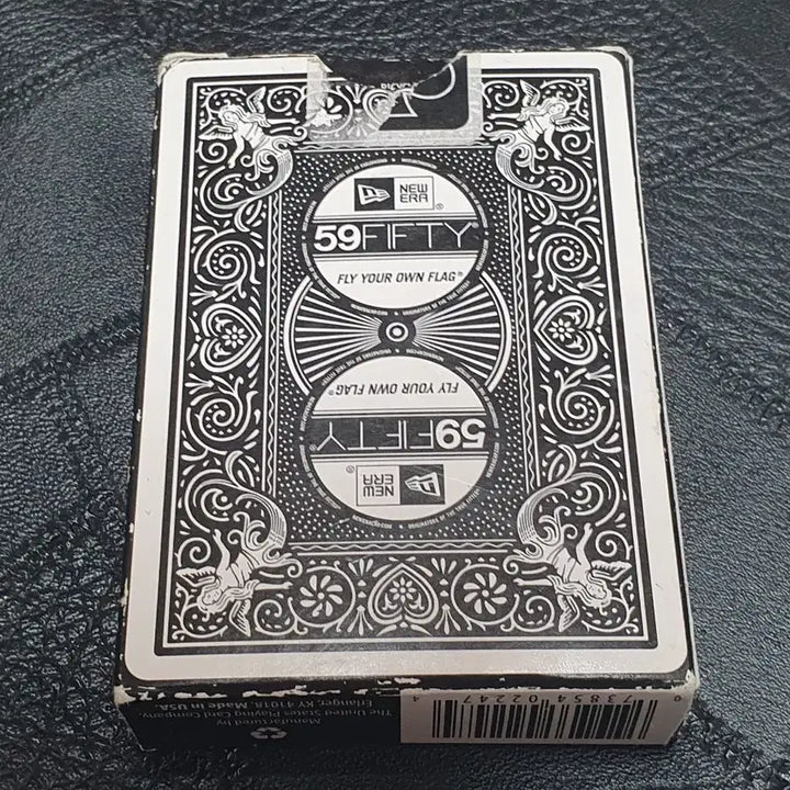 [BUNJANG] Bicycle x New Era Collaboration Playing Cards / 바이시클 뉴에라 협업 플레잉 카드(트럼프 카드)