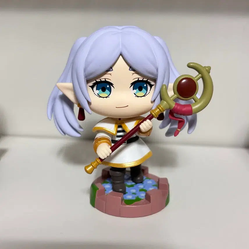 [BUNJANG] Sousou no Frieren EAKI Travel Diary Frieren &amp; Himmel Figure Bundle Set / 장송의 프리렌 eaki 여행일기 피규어 일괄