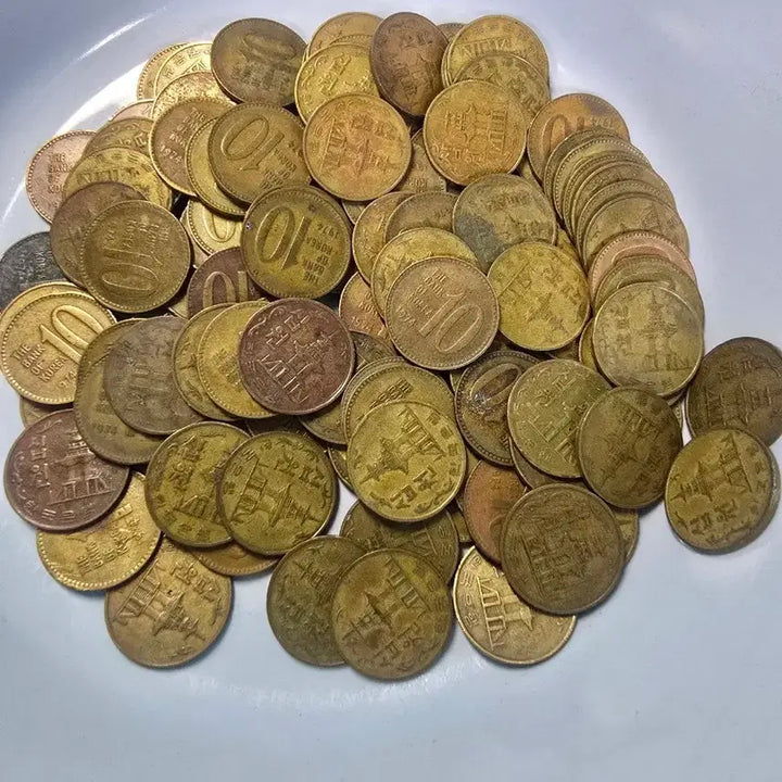[BUNJANG] 1974 South Korean 10 Won Coin Bundle (120 pcs) / 한국은행 10원 주화 1974년 120개