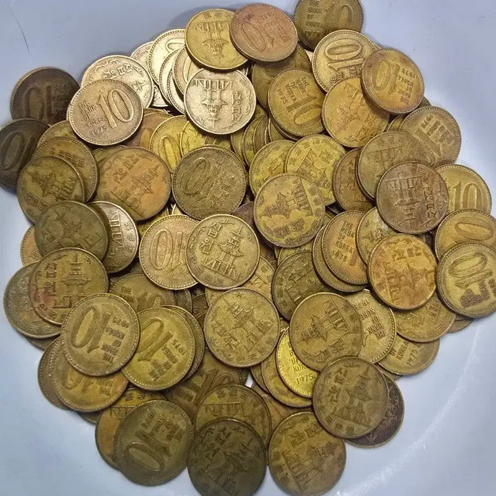 [BUNJANG] 1975 South Korean 10 Won Coin - 180 pcs / 10원 동전 1975년 한국은행 발행 180개