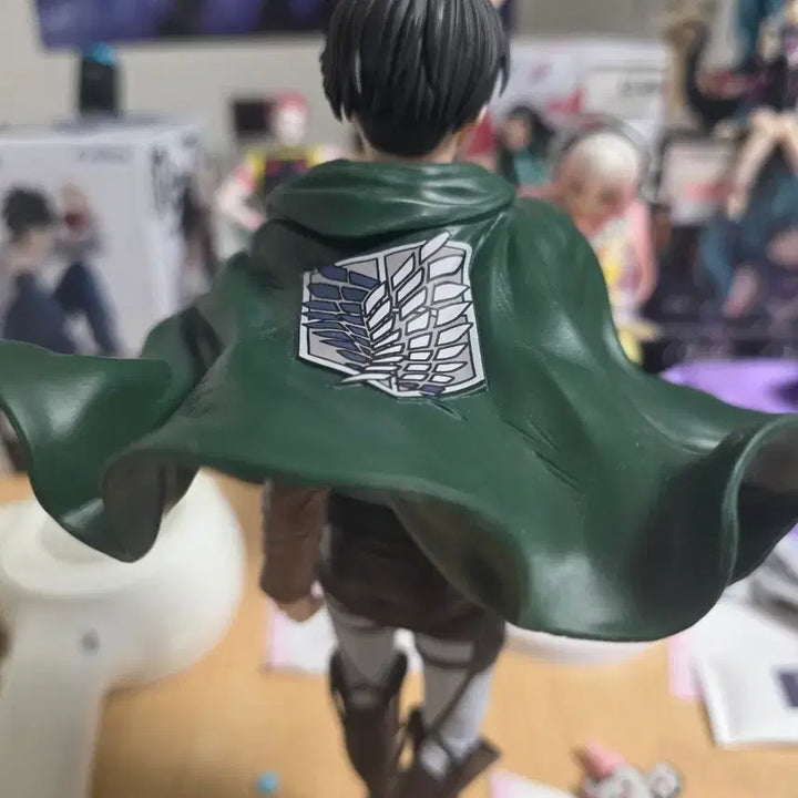 [BUNJANG] Attack on Titan Levi Ackerman Figure / 반프레스토 진격의거인 그란디스타 리바이 아커만 피규어