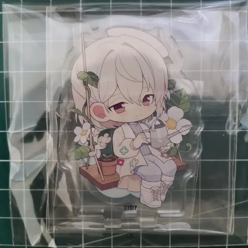 [BUNJANG] I-Nanana Minami Collaboration Cafe Acrylic Stand / 아이나나 미나미 콜라보카페 아크릴 스탠드