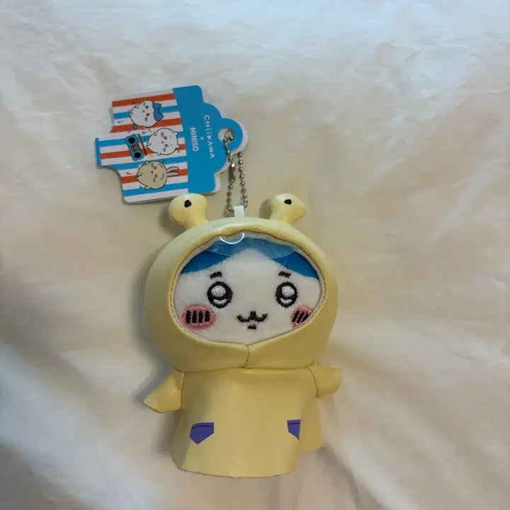 [BUNJANG] Chiikawa Hachiwara Raincoat Mini Doll Keychain / 치이카와 하치와레 우비 미니소 인형 키링