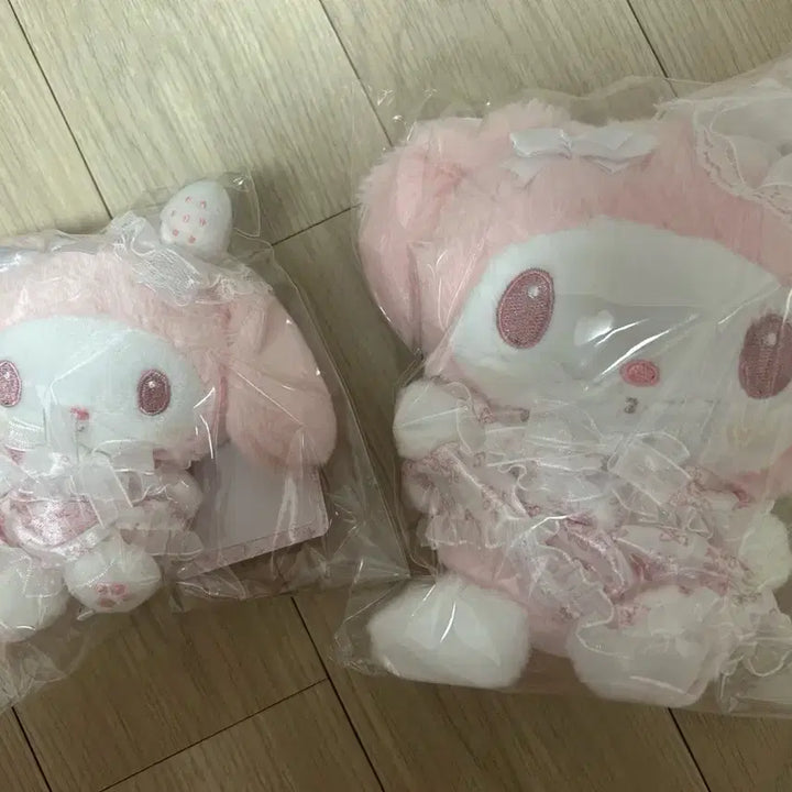 [BUNJANG] My Melody Shiroichigo ("White Strawberry") Version "Re-release" Bundle Set / 마이멜로디 시로이치고 재판 일괄