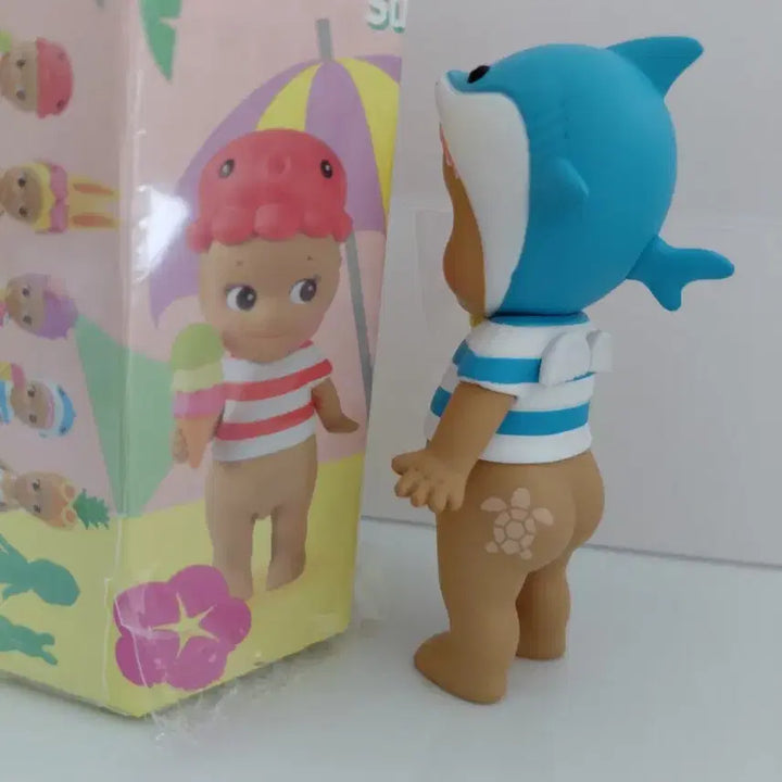 [BUNJANG] Sonny Angel Summer Vacation Shark Figure / 소니엔젤 썸머베케이션 (상어)-반바지 증정