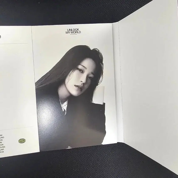 [BUNJANG] fromis_9 Postcard Book Set / 프로미스나인 포스트카드북 세트 팝니다