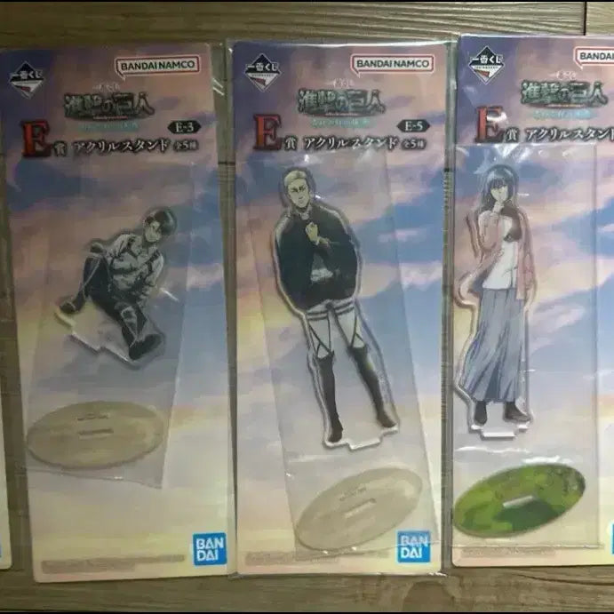 [BUNJANG] Attack on Titan Complete Set Acrylic Stands (E Prize) - Erwin, Levi, Eren, Mikasa / 5종일괄 풀셋) 진격의거인 아크릴 스탠드 E상 엘빈 리바이 에렌 미카사