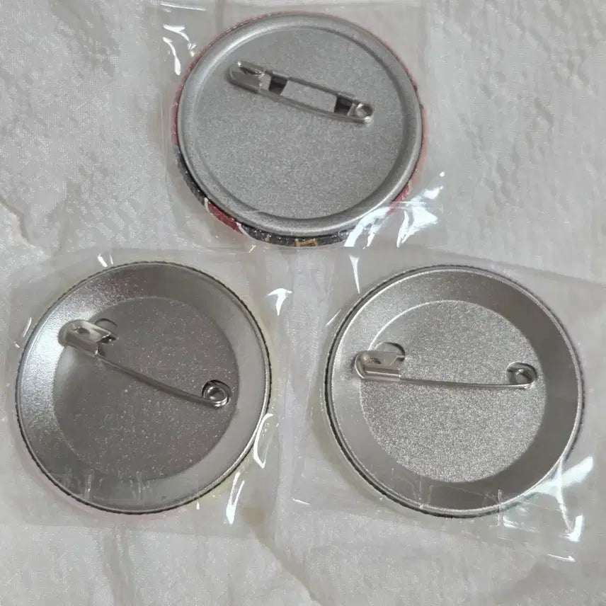 [BUNJANG] Gintama Shinsengumi Can Badge Bundle Set - Sougo, Hijikata, Kondo / (일괄) 은혼 진선조 캔뱃지 - 소고 히지카타 곤도
