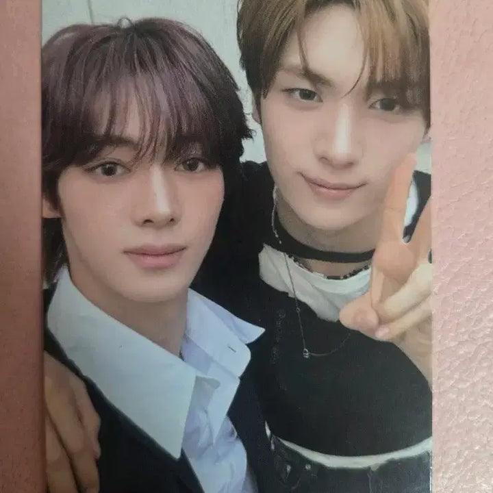 [BUNJANG] Jeongjin POB Photocard + Confetti Bundle / 멤버손글씨 컨페티(2세트,12장)+투어스 콘서트 사이존 한진영재포카