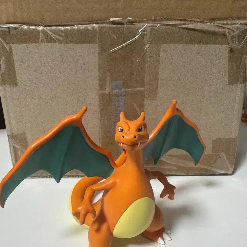 [BUNJANG] Infinite Studio Charizard / 무한대 스튜디오 리자몽