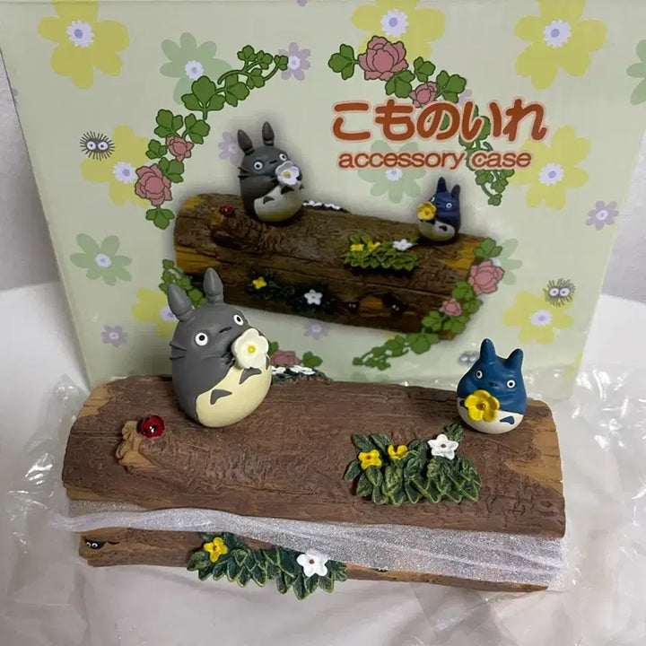 [BUNJANG] Ghibli Official My Neighbor Totoro Wooden Accessory Storage Box / 지브리정품) 토토로 통나무 악세사리 보관함