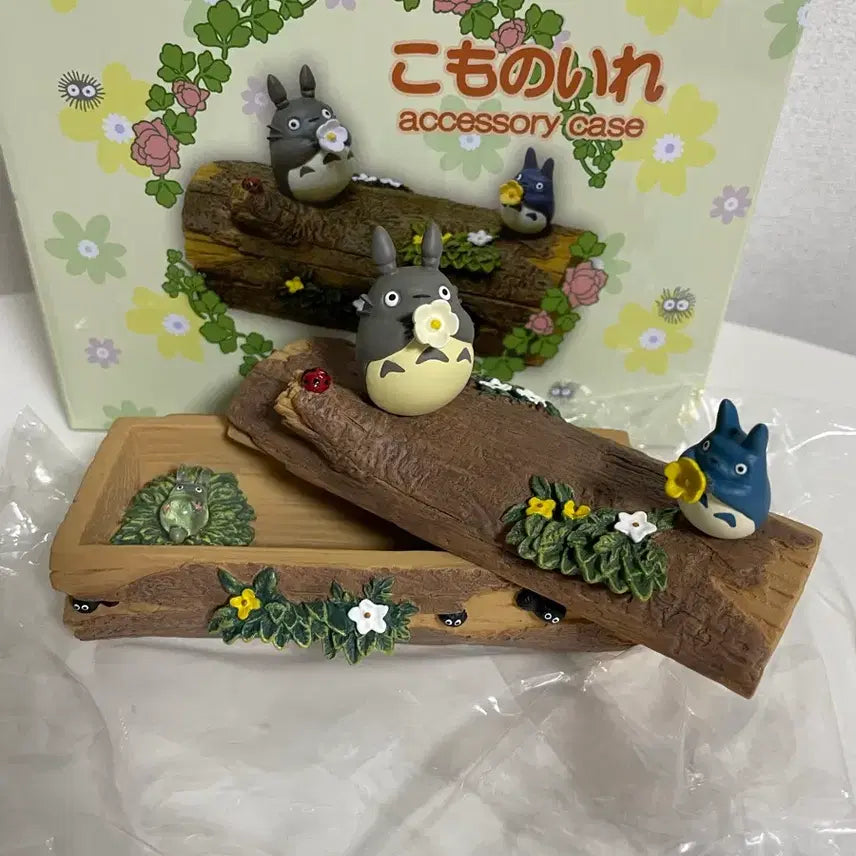 [BUNJANG] Ghibli Official My Neighbor Totoro Wooden Accessory Storage Box / 지브리정품) 토토로 통나무 악세사리 보관함