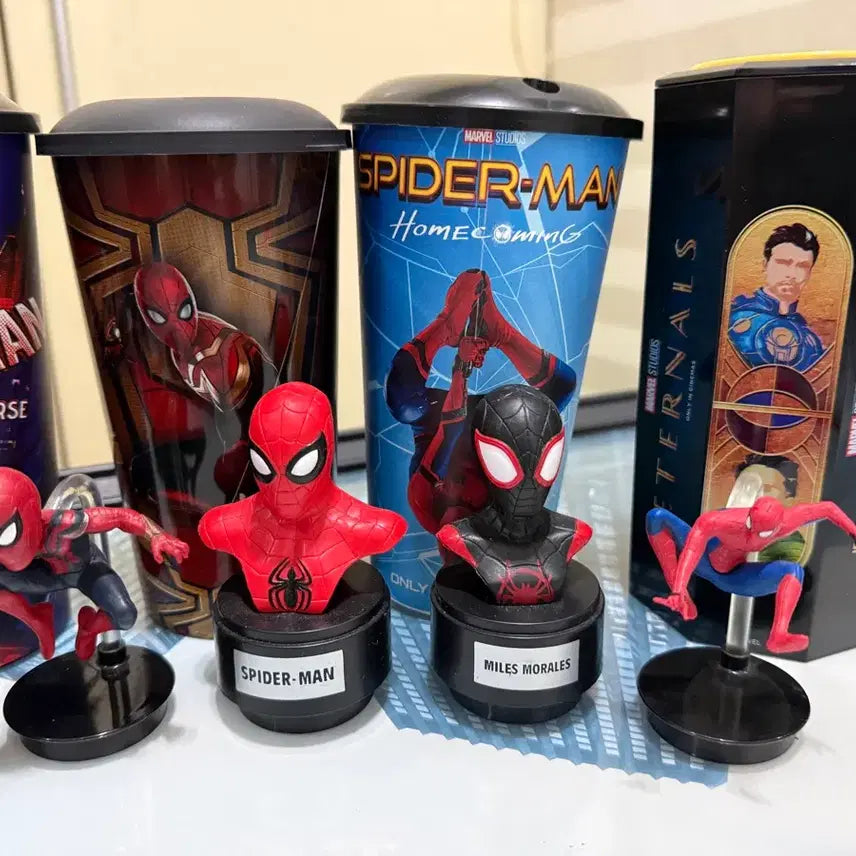 [BUNJANG] CGV Marvel Collaboration Cup + Figure Bundle Set / CGV 마블 콜라보 컵+피규어 (일괄판매)