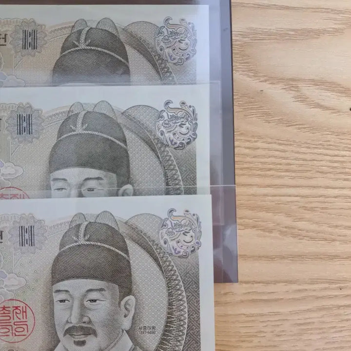 [BUNJANG] Bank of Korea 3rd, 4th, 5th Series 10,000 Won Banknotes (3 Notes) / 한국은행권  3. 4 .5 차 10000원권 3장
