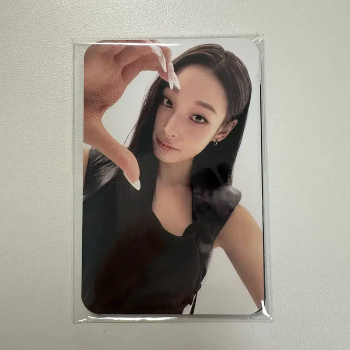 [BUNJANG] VT Cosmetics All Def Photocard Set (5 Types) / 올데프 VT 포카 5종 세트