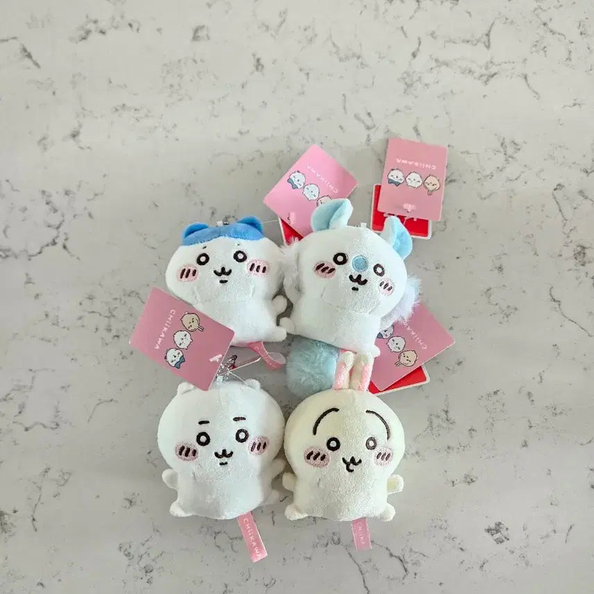 [BUNJANG] Cheekawa Hachiware Usagi Momonga Bean Eye Mini Doll Keychain Set (4 Types) / 먼작귀 콩눈 치이카와 하치와레 우사기 모몽가  미니 인형 키링 4종 세트