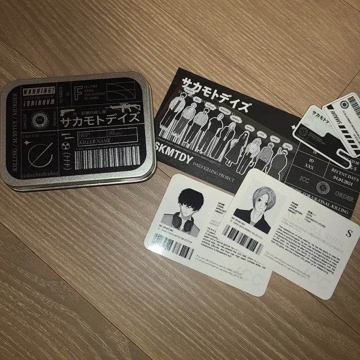 [BUNJANG] Sakamoto Days Natsuki Shin Tin Case Set / 사카모토 데이즈 비굿즈 틴케이스 나츠키 신 세트 판매
