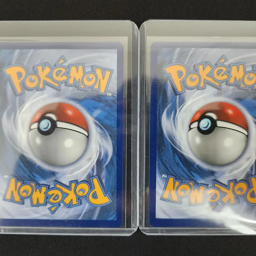 [BUNJANG] Pokemon Cards North America 25th Anniversary Gold Pikachu &amp; Poke Ball Bundle Set / 포켓몬카드 북미판 25주년 골드 피카츄, 몬스터볼 일괄판매