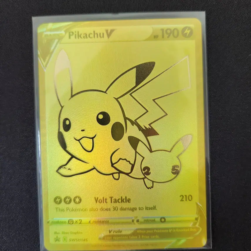 [BUNJANG] Pokemon Cards North America 25th Anniversary Gold Pikachu &amp; Poke Ball Bundle Set / 포켓몬카드 북미판 25주년 골드 피카츄, 몬스터볼 일괄판매