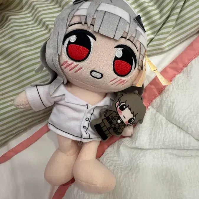 [BUNJANG] Goddess of Victory: NIKKE Modernia Plush Doll Keychain / 승리의 여신 니케 모더니아 모더 쿠리팡 인형 누이 키링