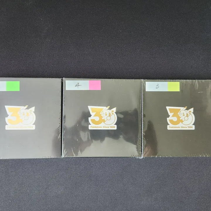 [BUNJANG] Pokemon 30th Anniversary Pins (March, April, May Releases) / 포켓몬 30주년 뱃지 3월,4월,5월 판매