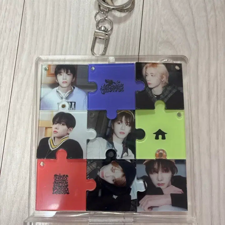 [BUNJANG] No Genre Mi Fan Puzzle Keychain / 노장르 미팬 역조공 퍼즐 키링