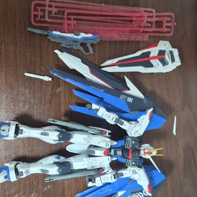 [BUNJANG] MG Freedom Gundam Model Kit / mg 프리덤 조립 판매