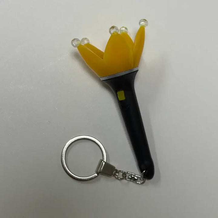 [BUNJANG] Bigbang Cheer Stick Bang Bong Keyring / 빅뱅 응원봉 뱅봉 키링 화이트