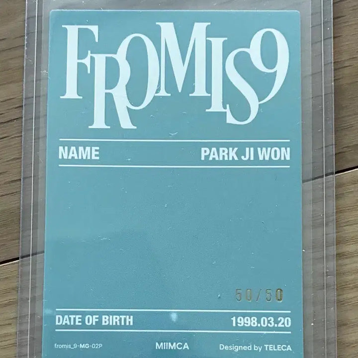 [BUNJANG] fromis_9 Jisun Magazine Limited Edition Photocard / 프로미스나인 테레카 박지원 매거진 50장 한정