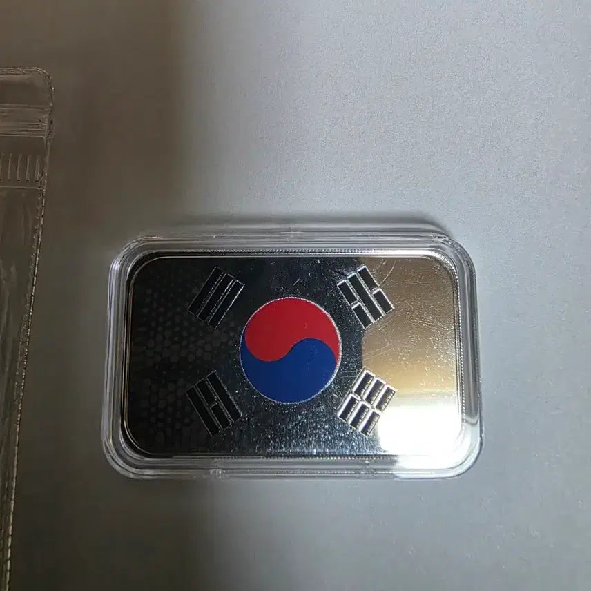 [BUNJANG] Scottsdale Mint Taegeukgi 1 oz Silver Coin / 스캇데일  태극기 실버바 1온스 은화(999)
