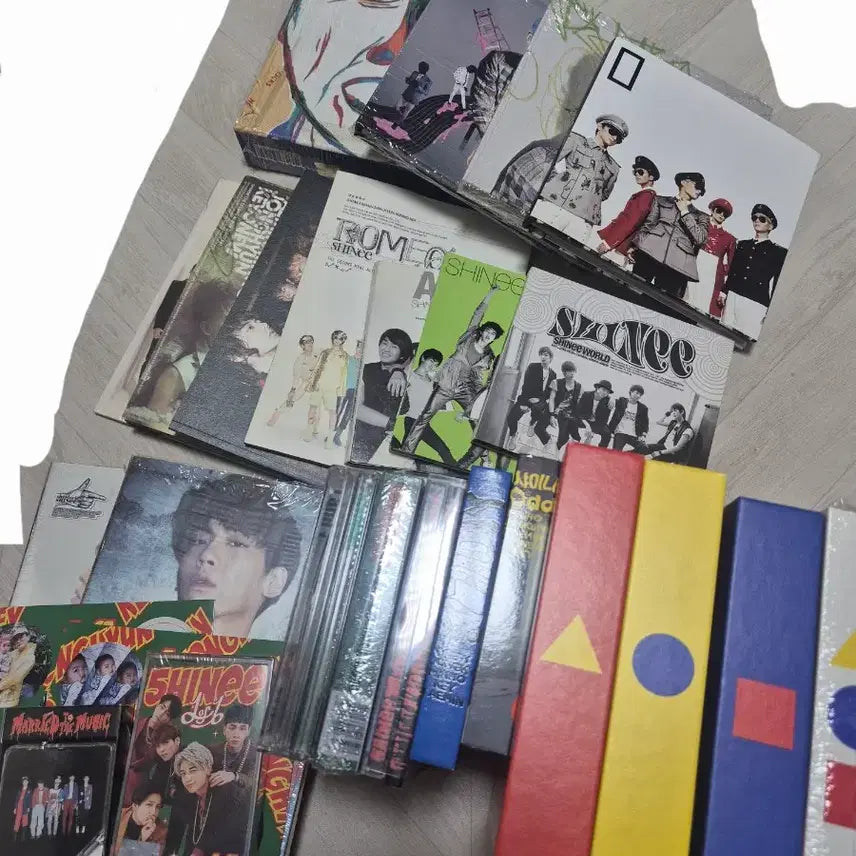 [BUNJANG] SHINee Bundle Set Japanese Albums DVD Group Solo / 샤이니 앨범 일괄 판매 양도합니다 일본앨범 dvd 그룹 솔로