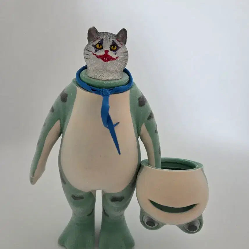 [BUNJANG] JXK Frog Part-timer Statue 6-inch / JXK 개구리 알바생 피규어 스태츄 6인치