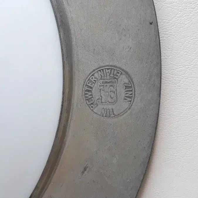 [BUNJANG] Pewter Frame Ceramic Wild Boar Painting (Germany) / 주석액자 도자기 야생 멧돼지 그림(독일)